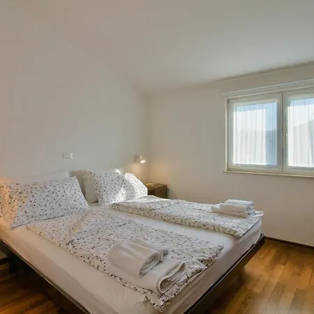 Διαμέρισμα Apartments Anmar
